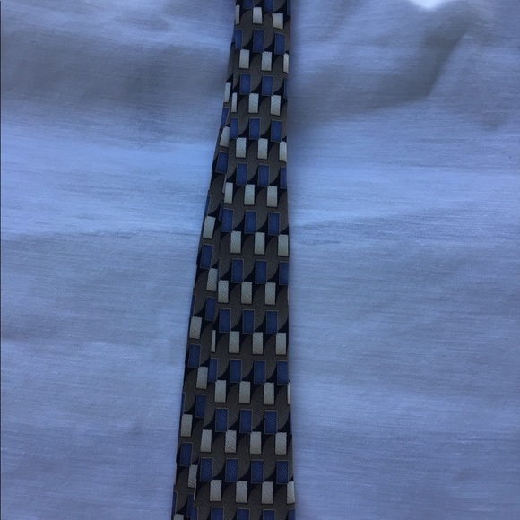 Handmade Harken - 100% Silk Tie - 60” Long - Picture 2 of 5